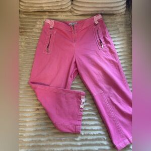 In the Wash Pink Women's Denim Capris with Zipper Details
